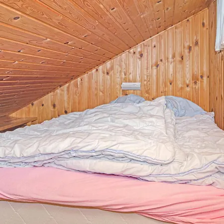 Two-bedroom In Hemmet